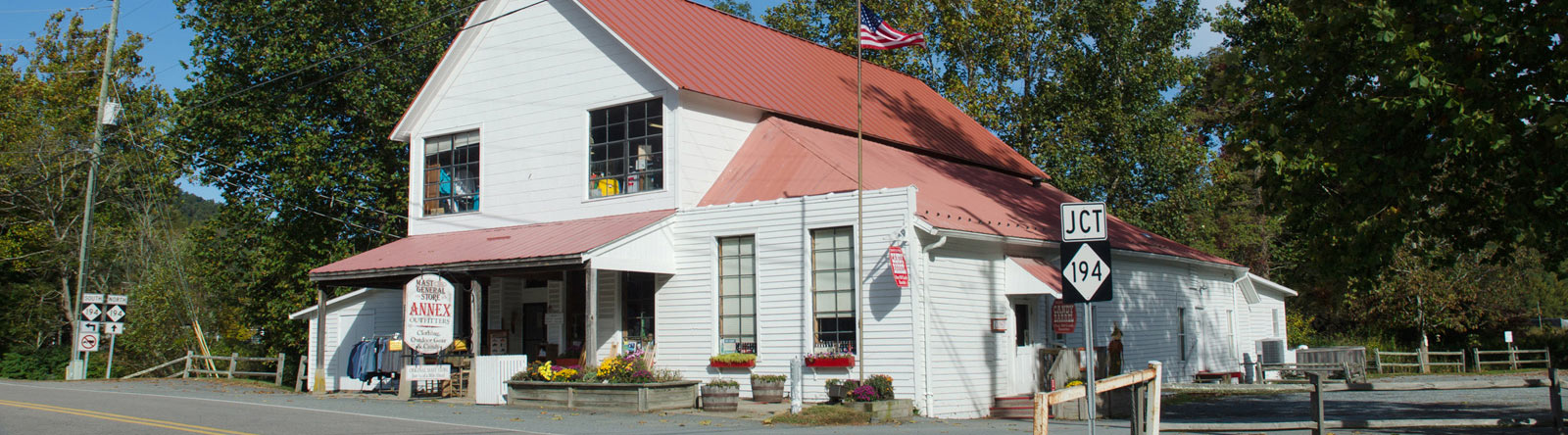 Mast Annex